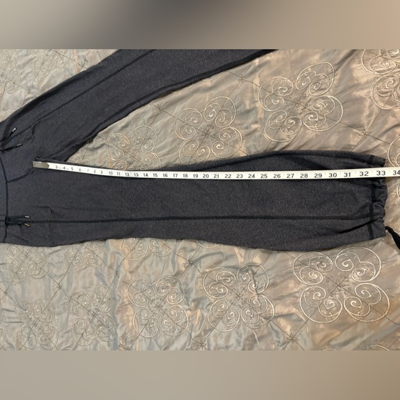 Lululemon Recognition Pants - Picture 2 of 6